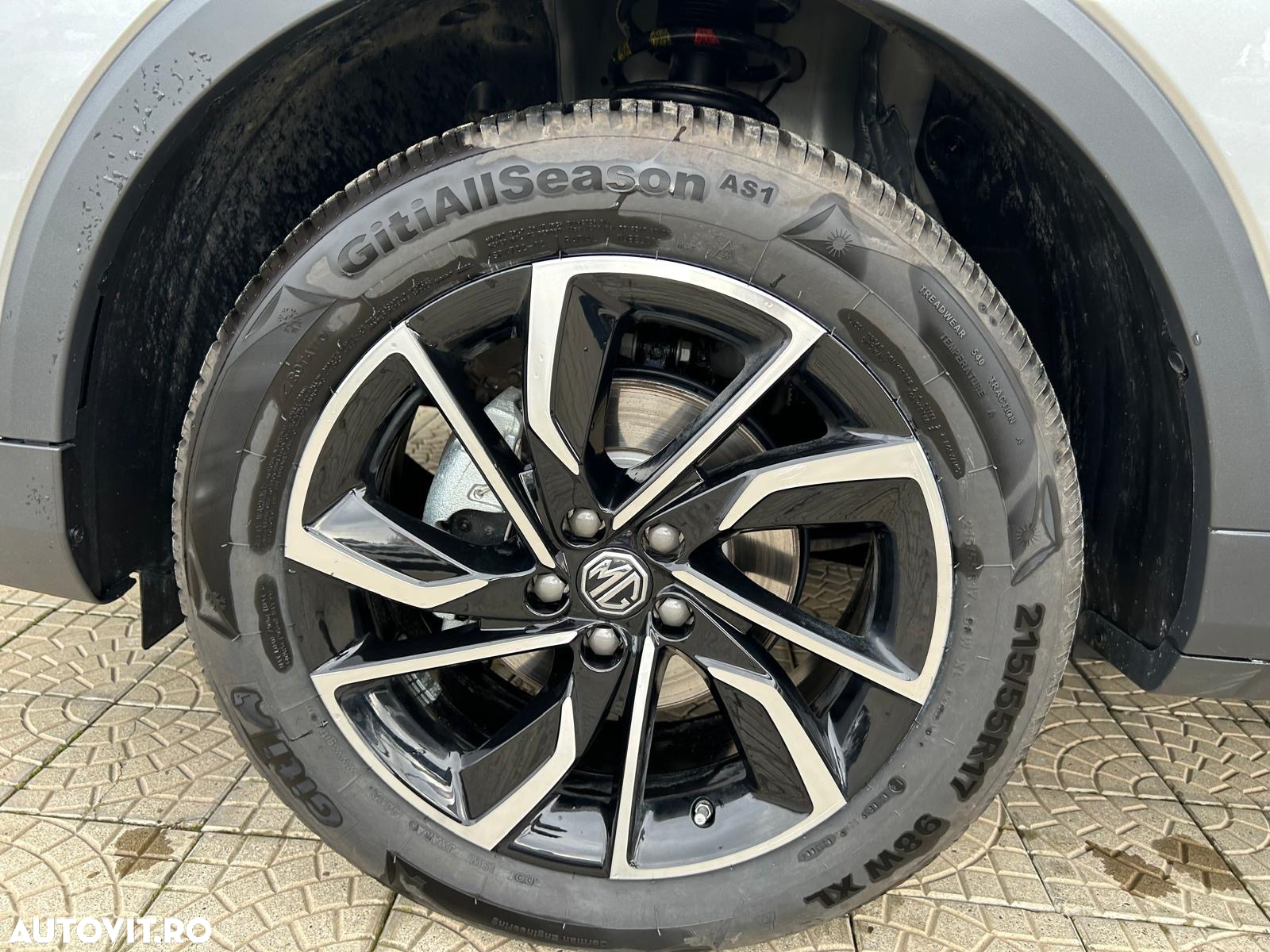MG ZS 1.0 T-GDi 6MT Exclusive - 25