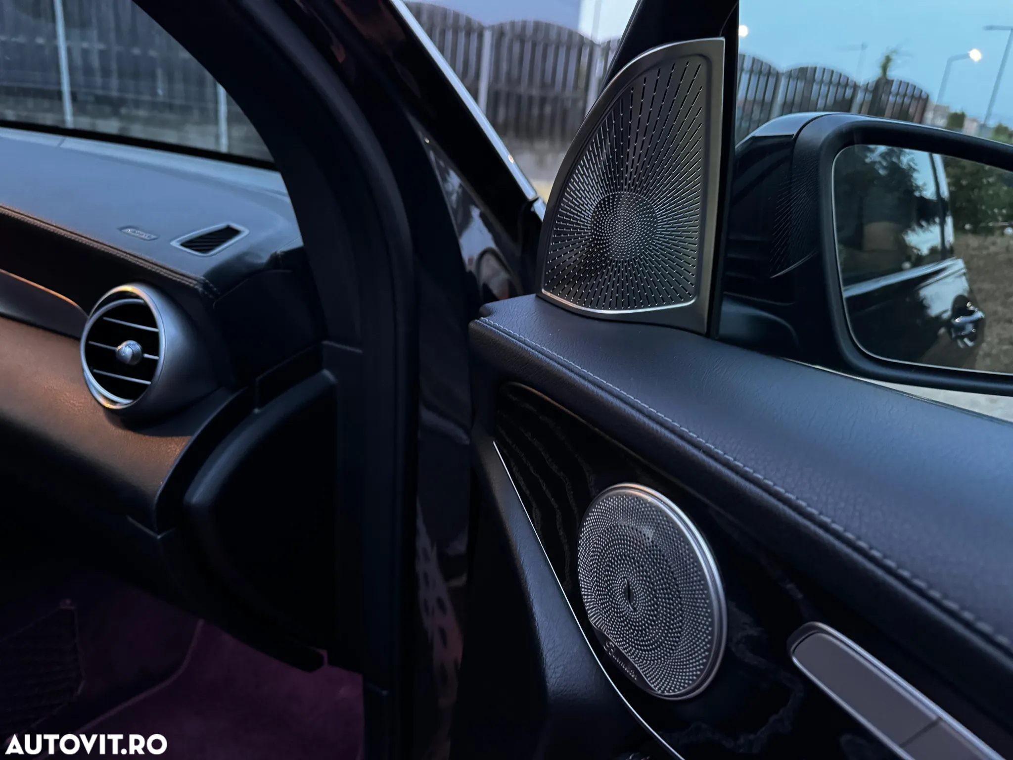 Mercedes-Benz GLC 300 d 4Matic 9G-TRONIC AMG Line Plus - 16