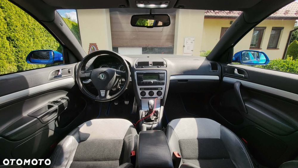 Skoda Octavia 2.0 TDI DPF RS - 6