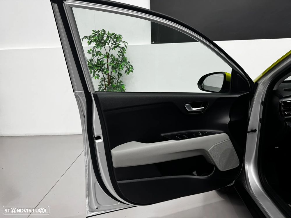 Kia Stonic 1.0 T-GDI TX - 13