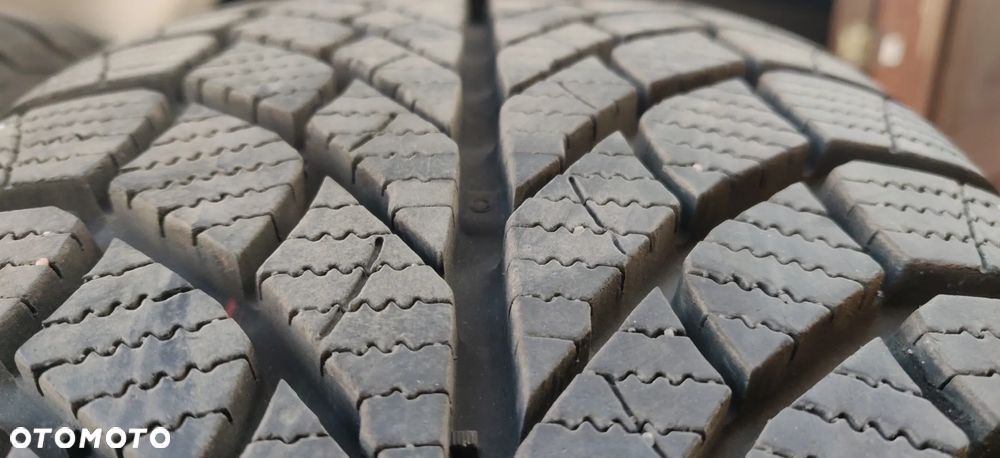 Jak nowe zimowe Viking 205/55 R16-2024r - 5