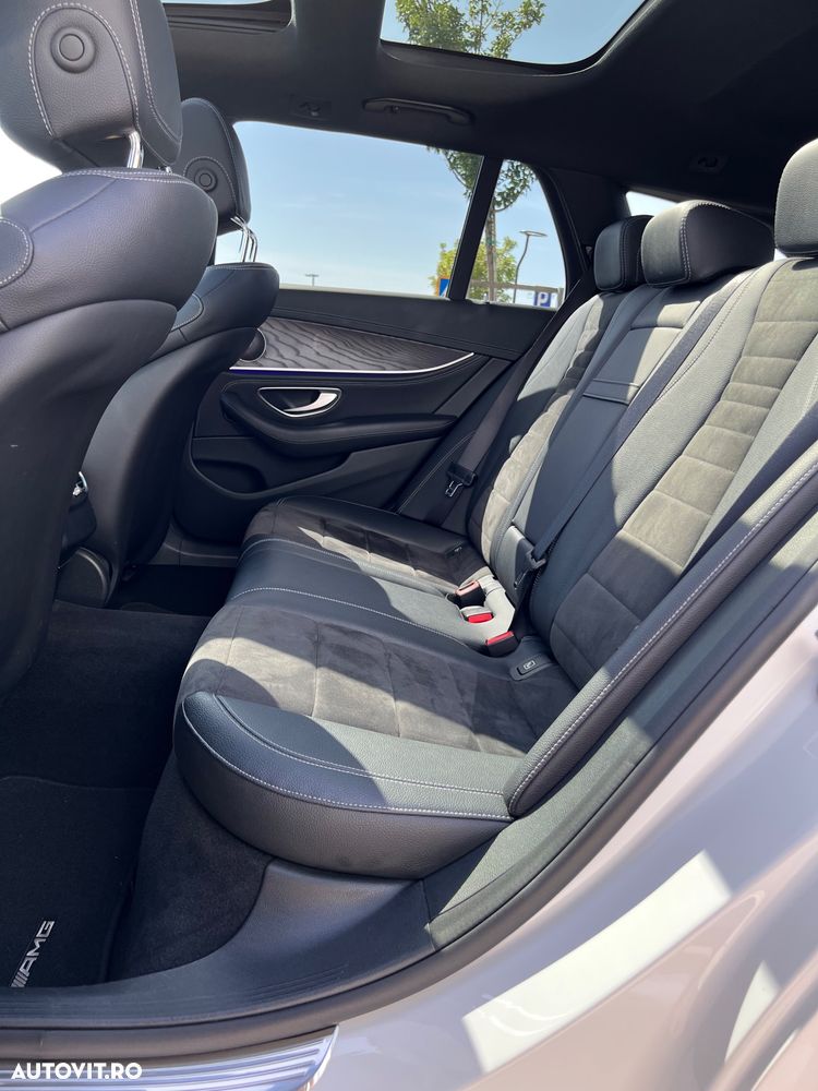 Mercedes-Benz E - 7