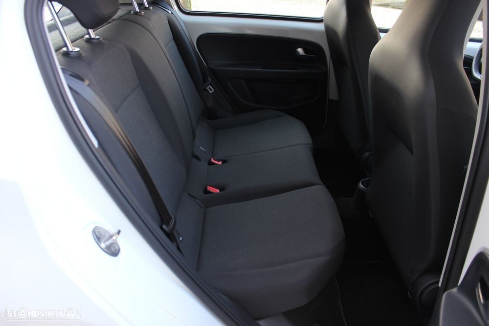 VW Up! 1.0 Move - 17