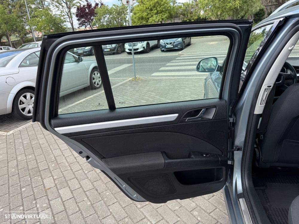 Skoda Superb Break 1.9 TDi Elegance - 23