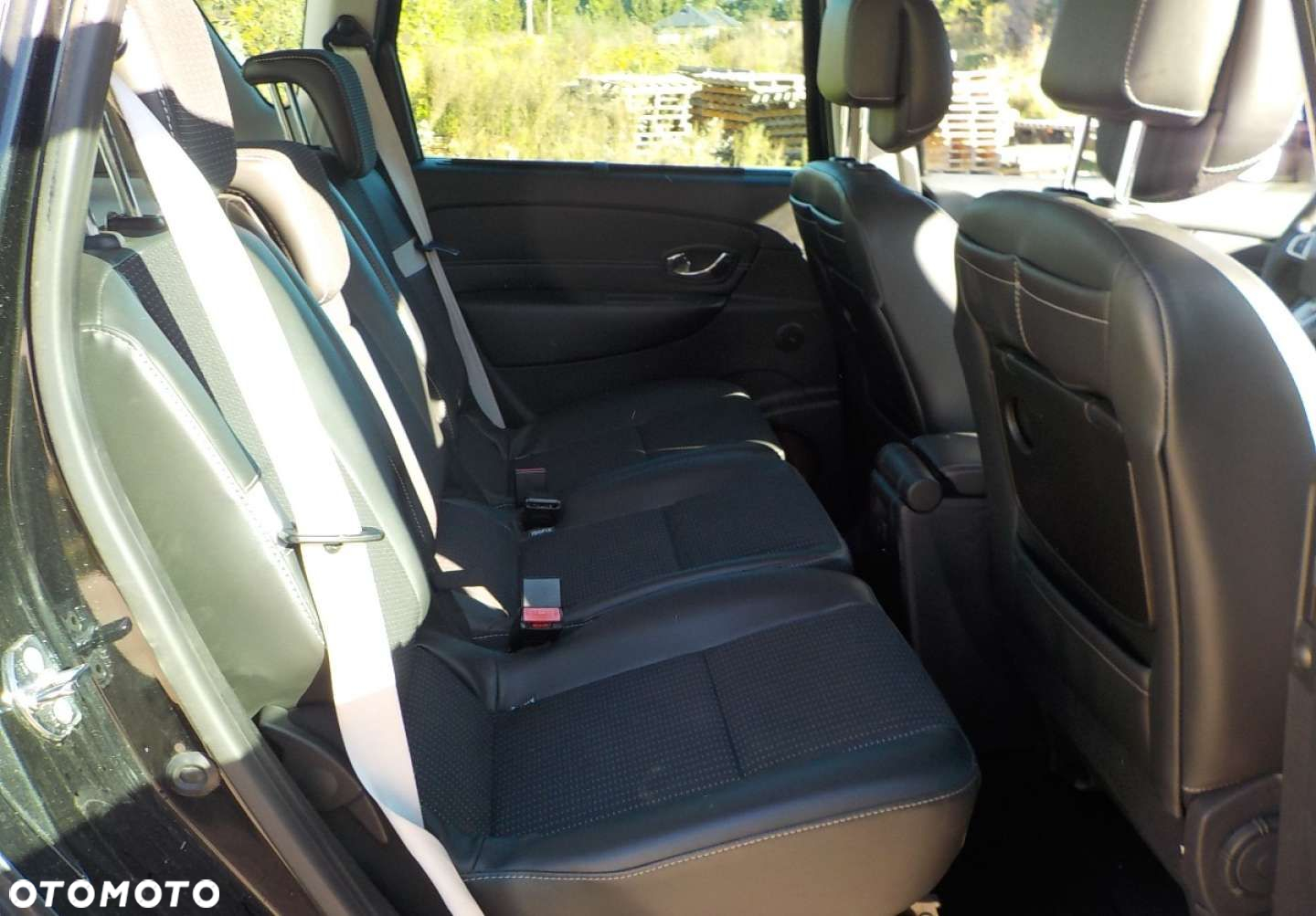 Renault Scenic - 16