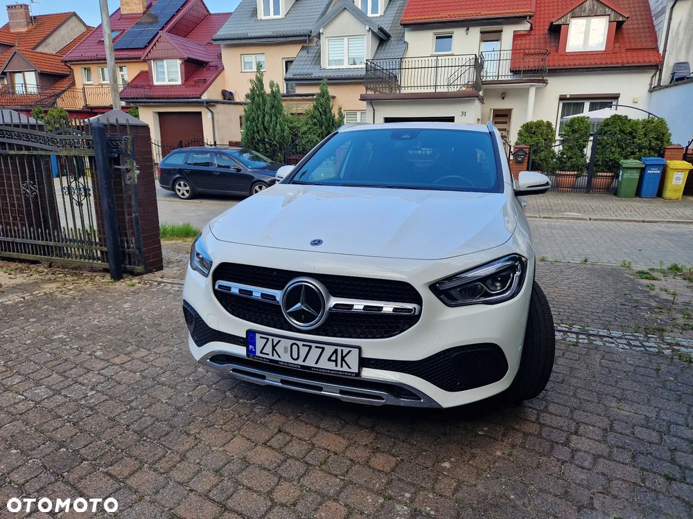 Mercedes-Benz GLA 200 Business Edition - 2