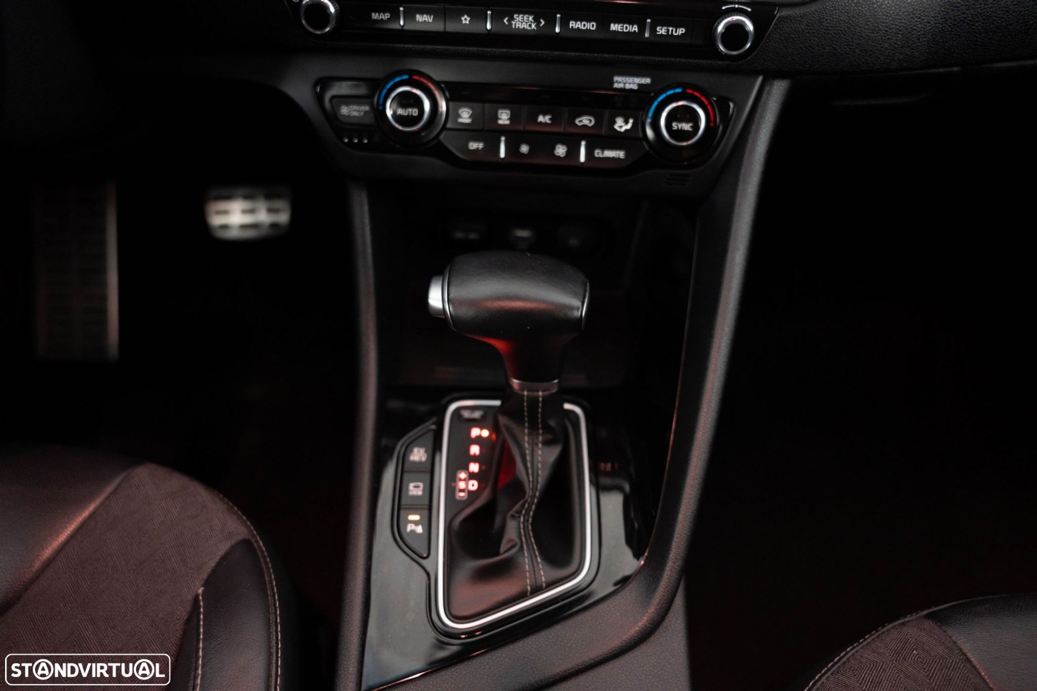 Kia Niro 1.6 GDi PHEV Tech - 27