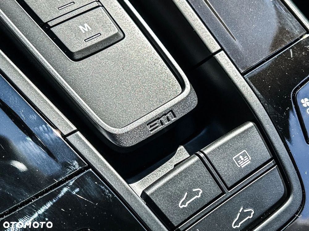 Porsche 911 Carrera S - 19