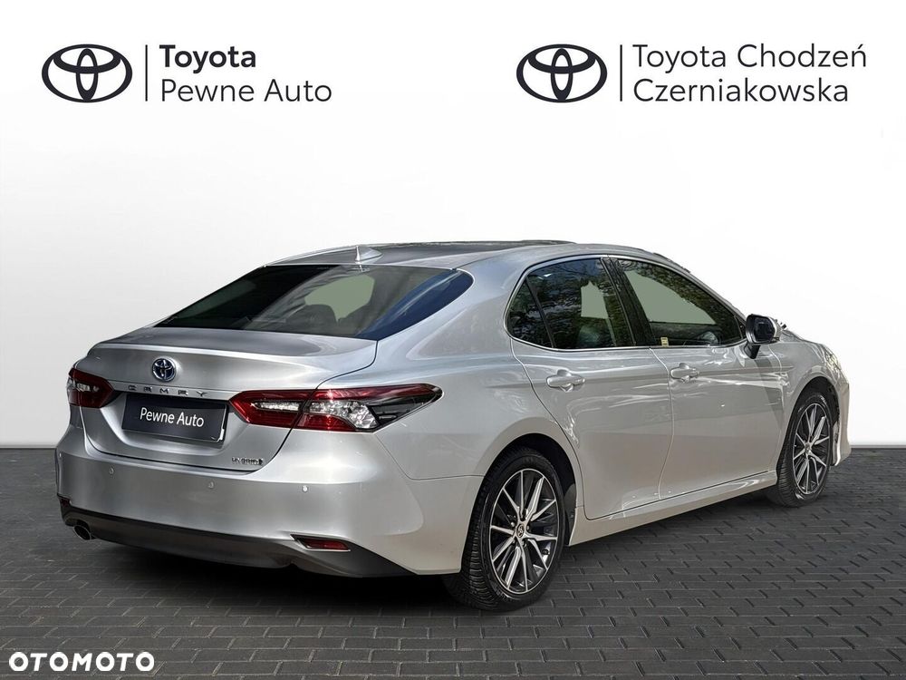 Toyota Camry 2.5 Hybrid Executive CVT - 2