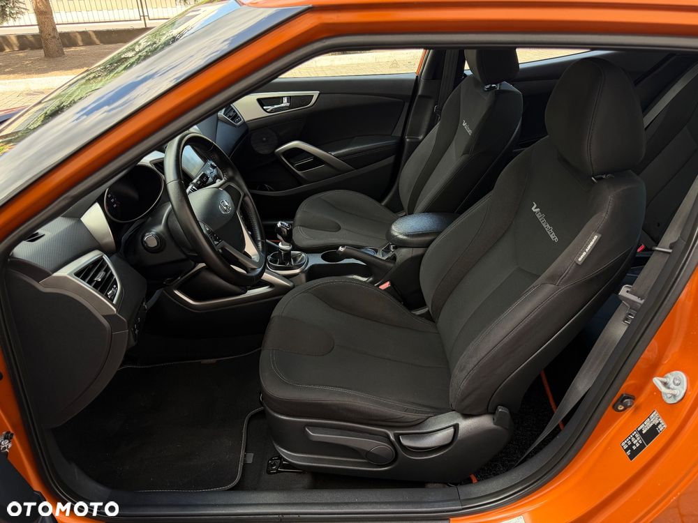 Hyundai Veloster 1.6 Style - 20