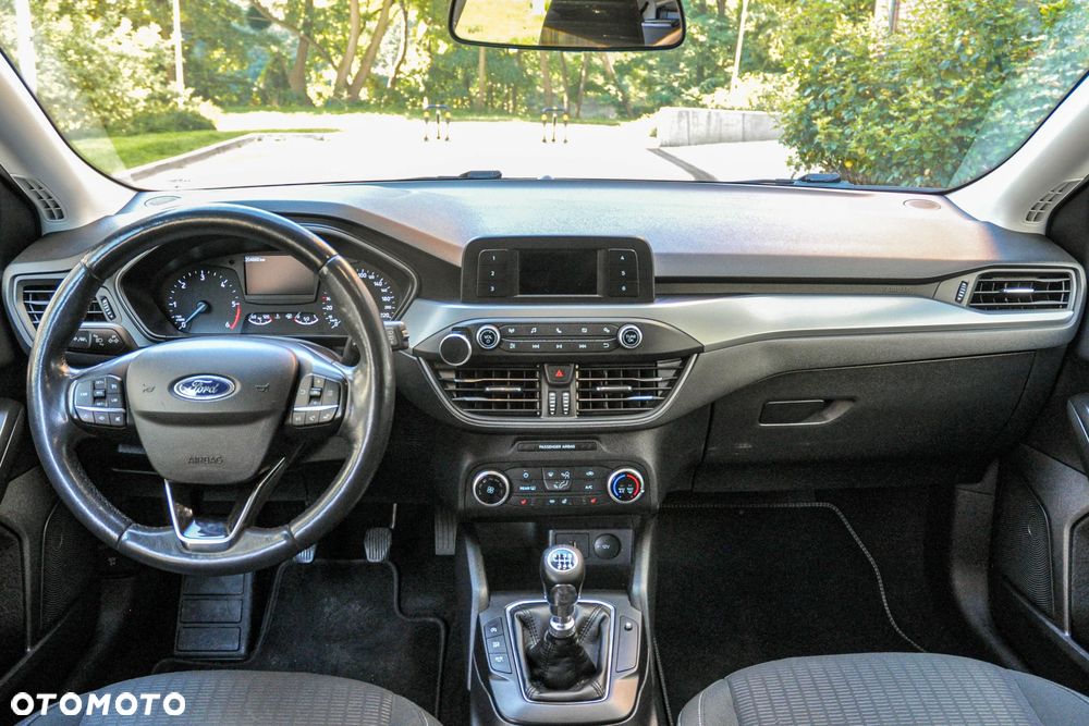 Ford Focus - 10