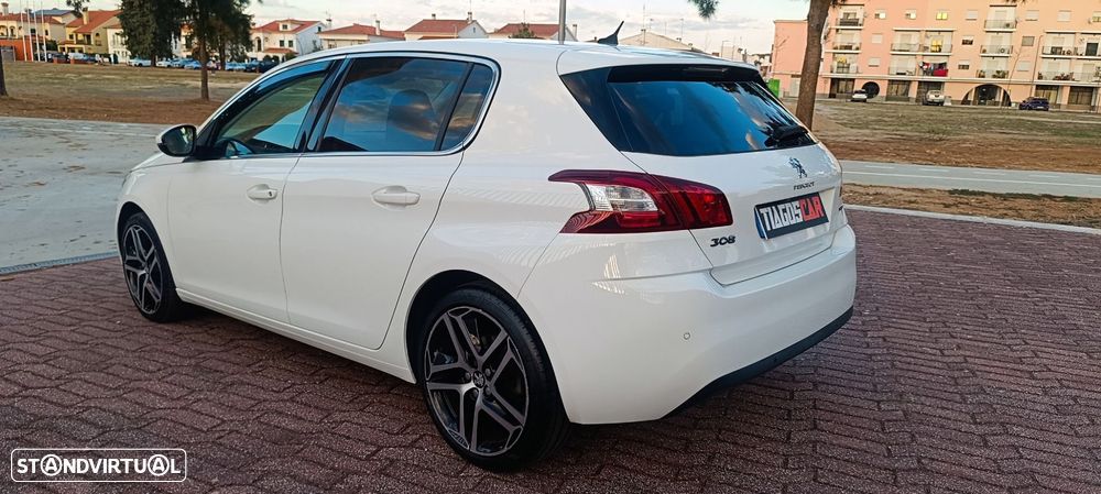 Peugeot 308 1.2 PureTech Allure J18 - 9