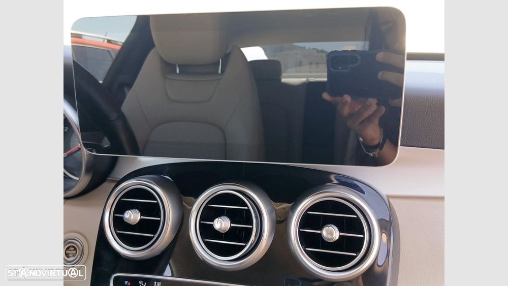 Mercedes-Benz C 200 — fotografia 19