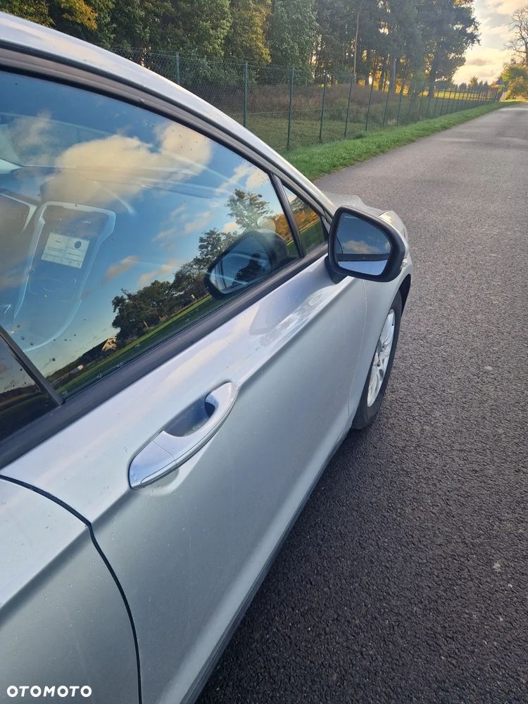 Ford Mondeo 2.0 TDCi Trend - 17