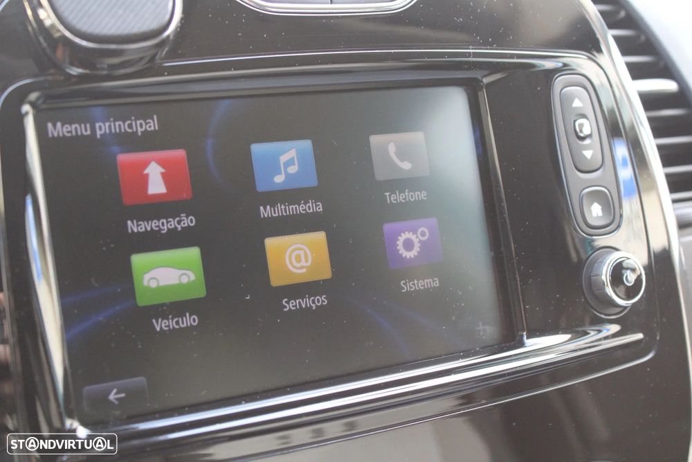Renault Captur ENERGY TCe 120 EDC LIMITED - 17