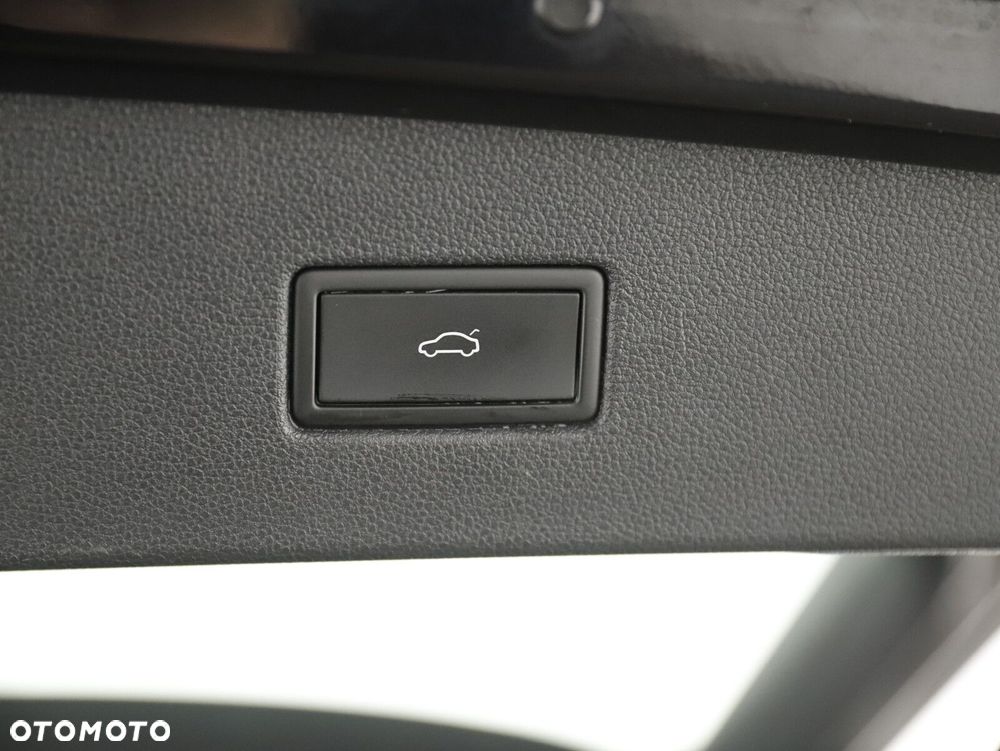 Volkswagen Tiguan 2.0 TSI 4Mot Elegance DSG - 26