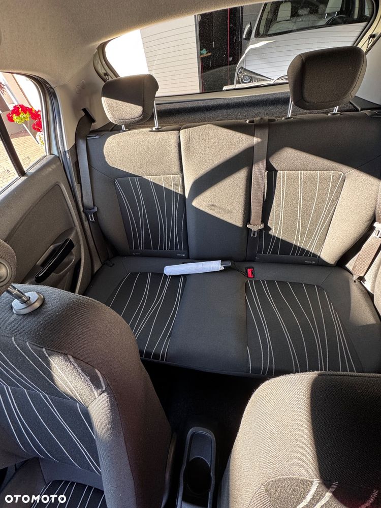 Opel Corsa 1.2 16V - 15