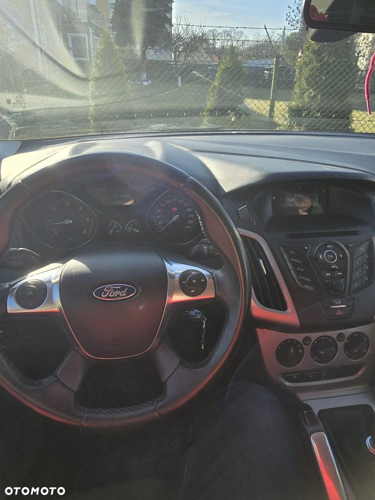 Ford Focus 1.6 TDCi Edition - 16