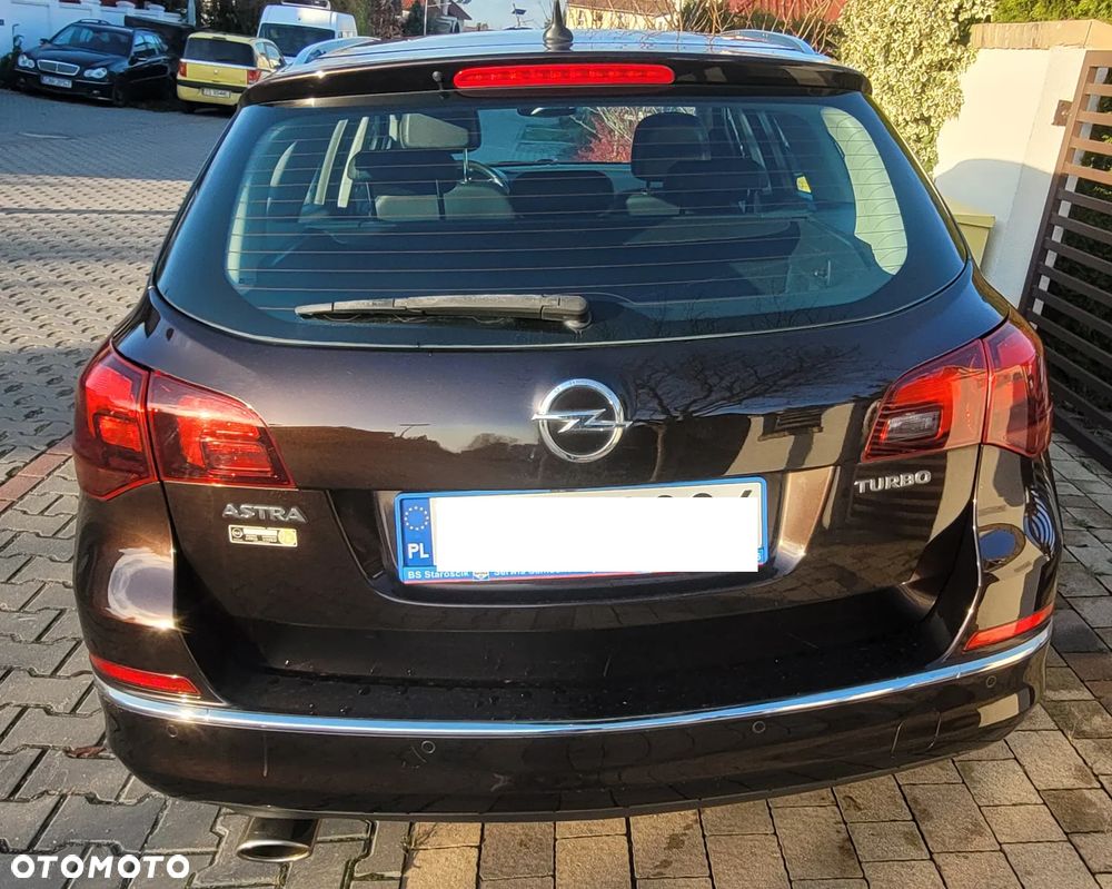 Opel Astra IV 1.4 T Cosmo - 15