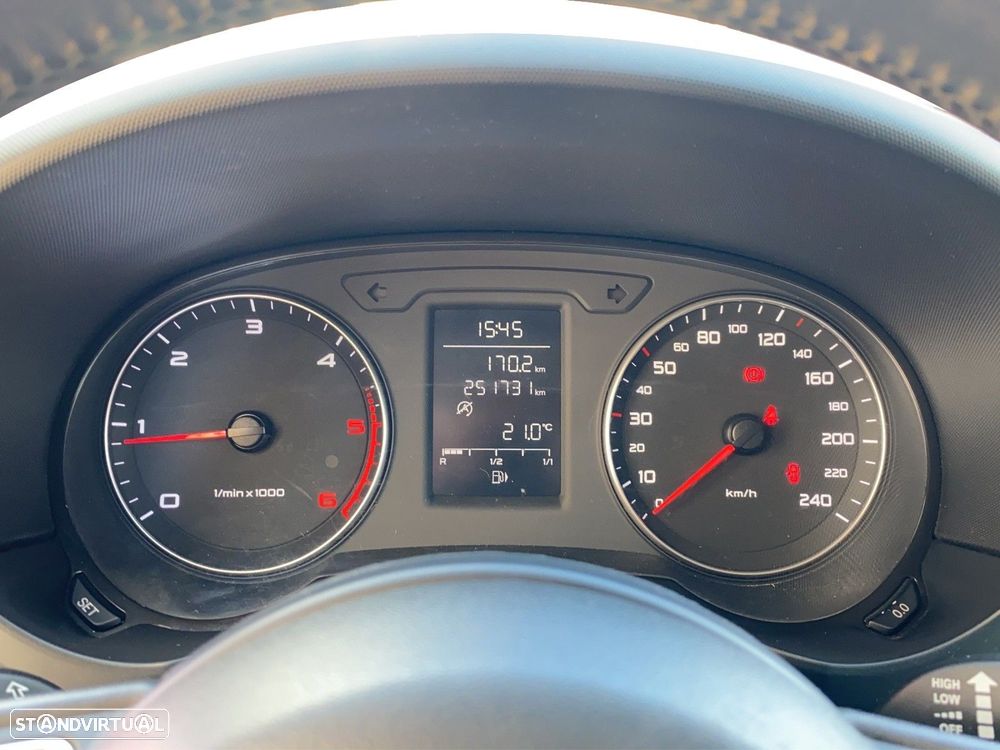 Audi A1 1.6 TDI Advance - 7