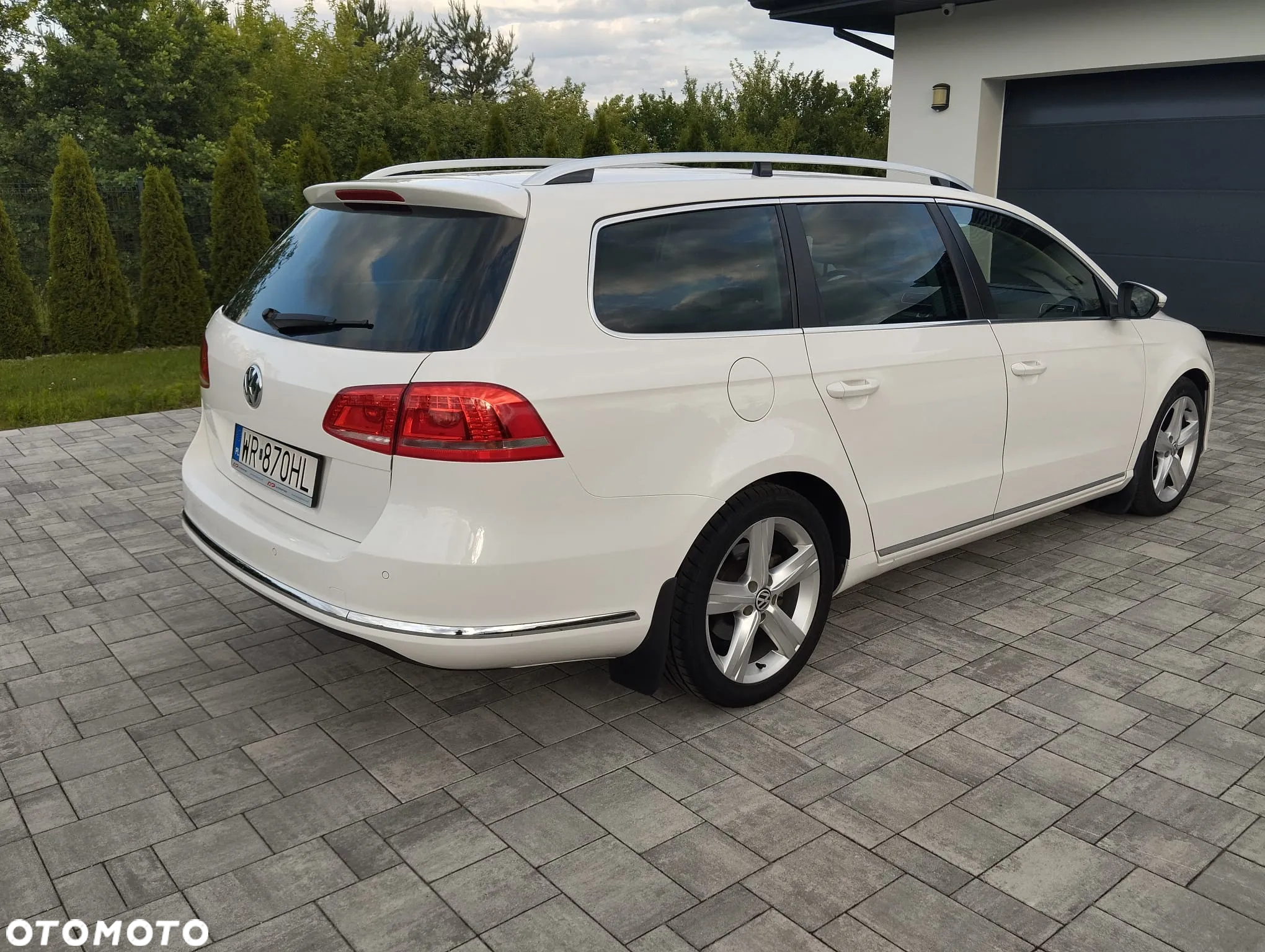 Volkswagen Passat Variant 2.0 TDI 4Motion BlueMotion Technol Business Edition - 9