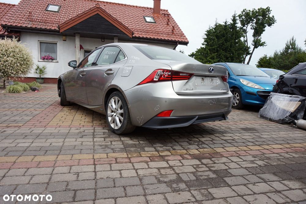 LEXUS IS III E3 2014 1J7 2.5 16V HYB 2AR-FSE 180KM AVE30 SREBRNY ATOMIC na części - 3