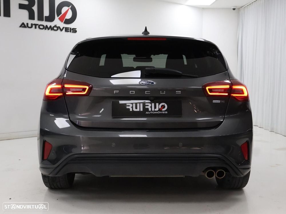 Ford Focus 1.0 EcoBoost MHEV ST-Line - 30