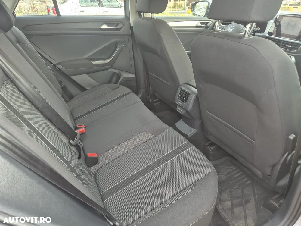Volkswagen T-Roc 1.5 TSI Life - 13