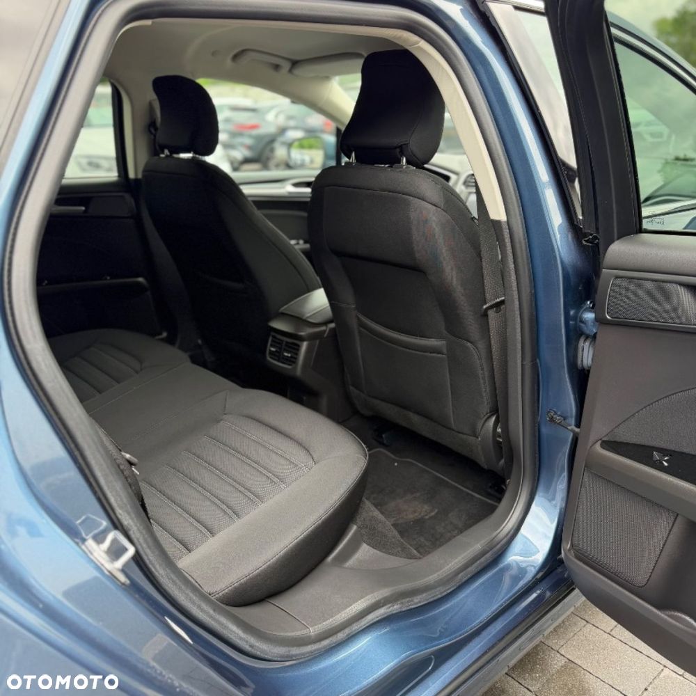 Ford Mondeo - 30