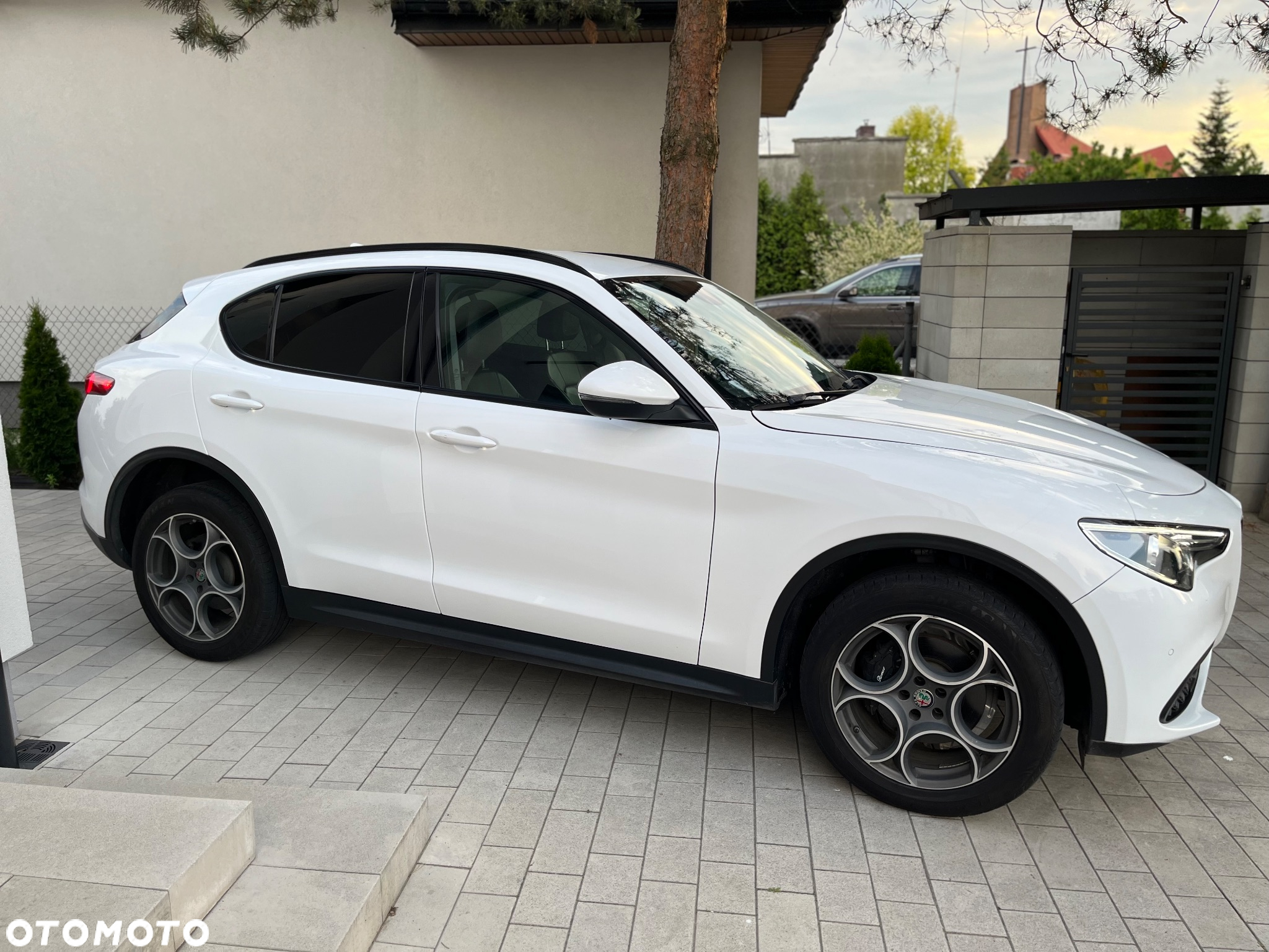 Alfa Romeo Stelvio - 2