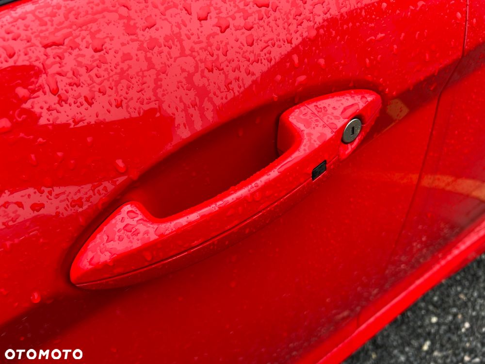 Ford Fiesta 1.0 EcoBoost STart-Stop ST-LINE - 25