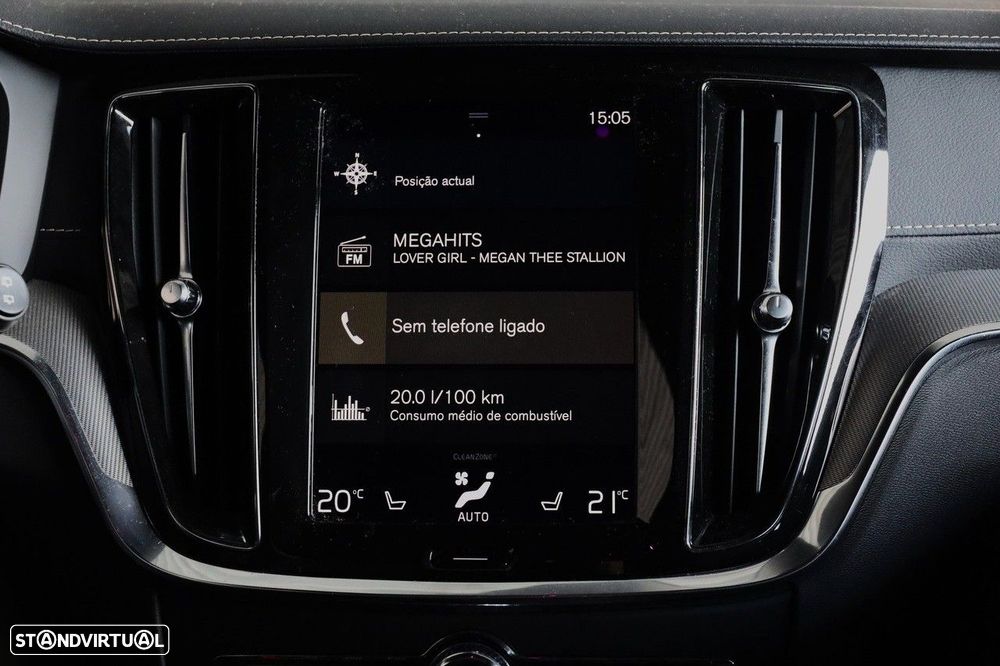 Volvo V60 2.0 B4 R-Design Geartronic - 23