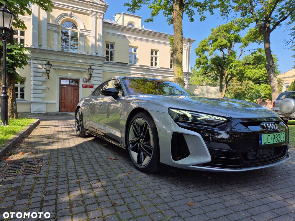 Audi e-tron GT - 1