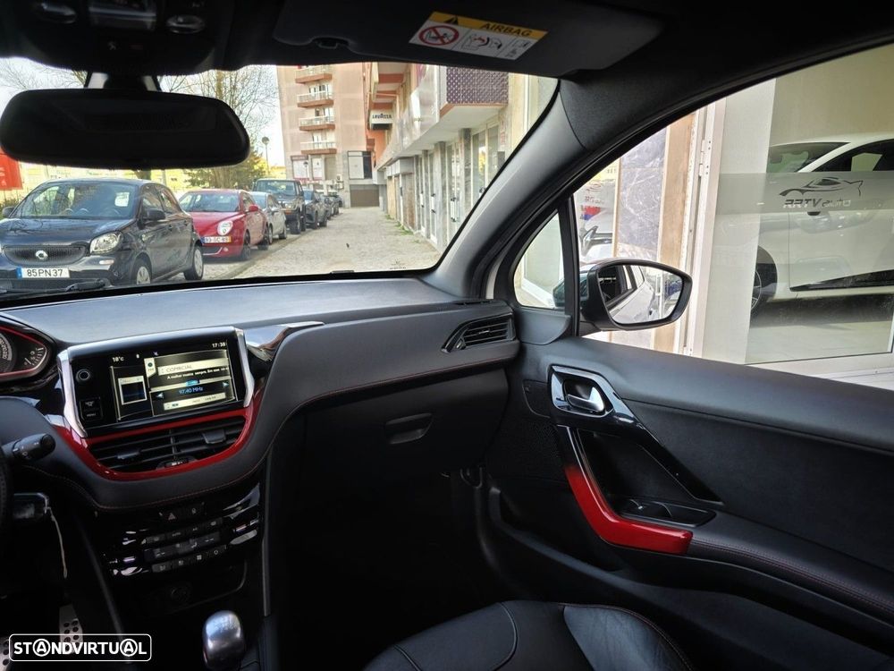 Peugeot 208 1.6 THP GTi - 23