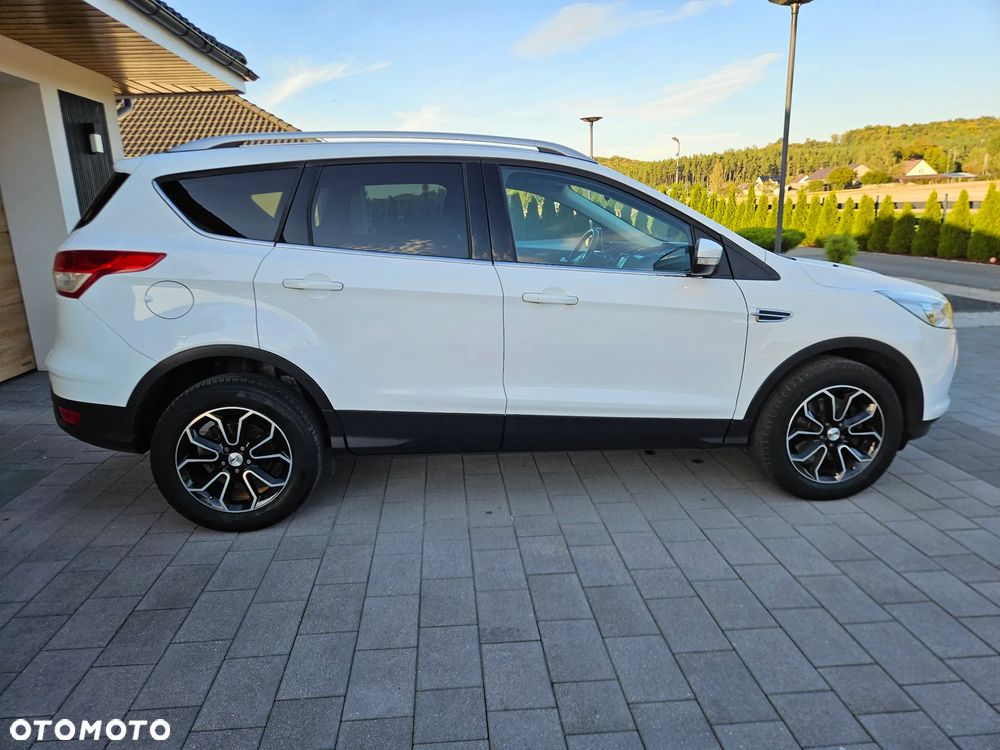 Ford Kuga - 11