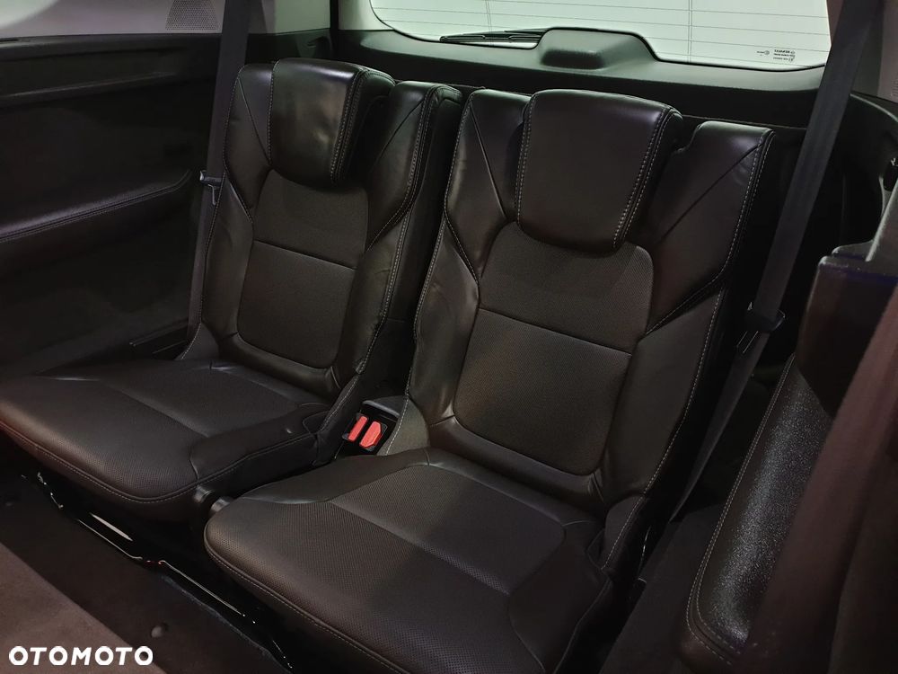 Renault Espace 1.6 dCi Energy Initiale Paris EDC 7os - 29