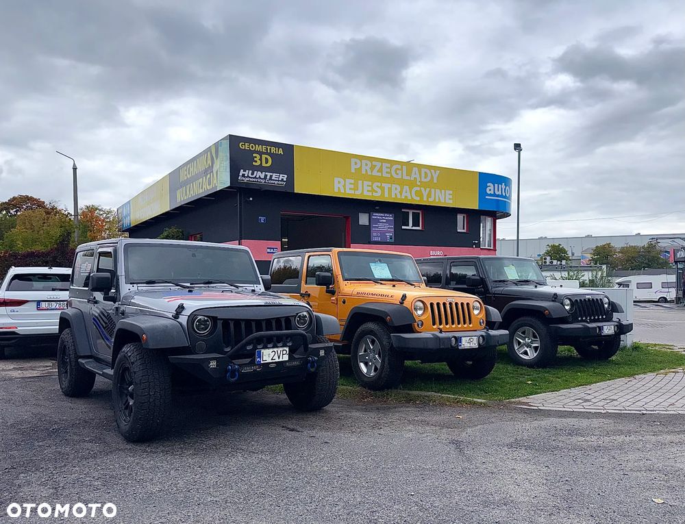 Jeep Wrangler - 14