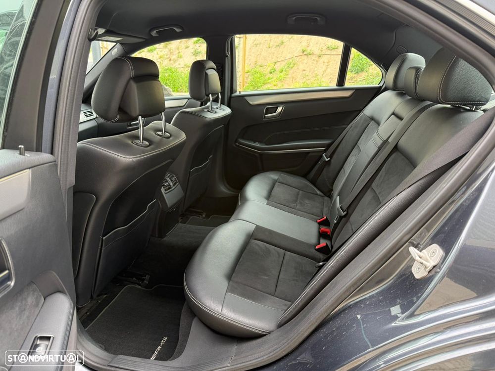 Mercedes-Benz E 220 CDI Avantgarde BE Auto. - 13