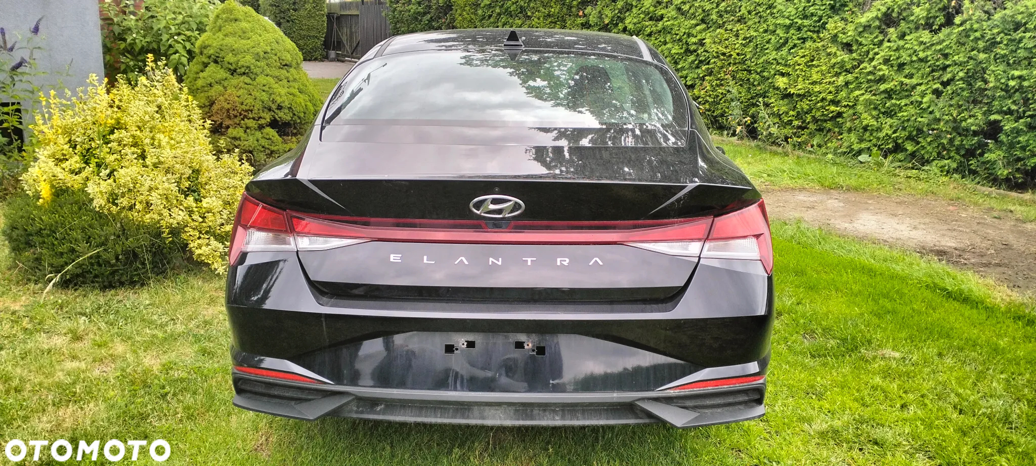 Hyundai Elantra - 5
