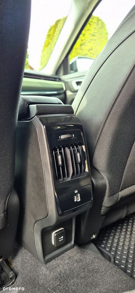 Jeep Compass - 28