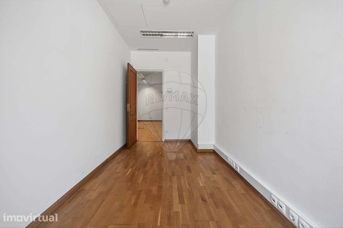 Apartamento T5 para venda - Grande imagem: 3/47