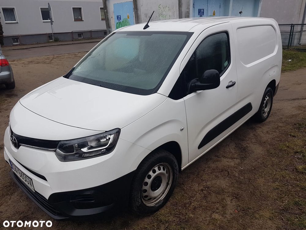 Toyota Proace City - 10
