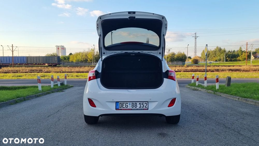 Hyundai i30 1.4 Style - 9