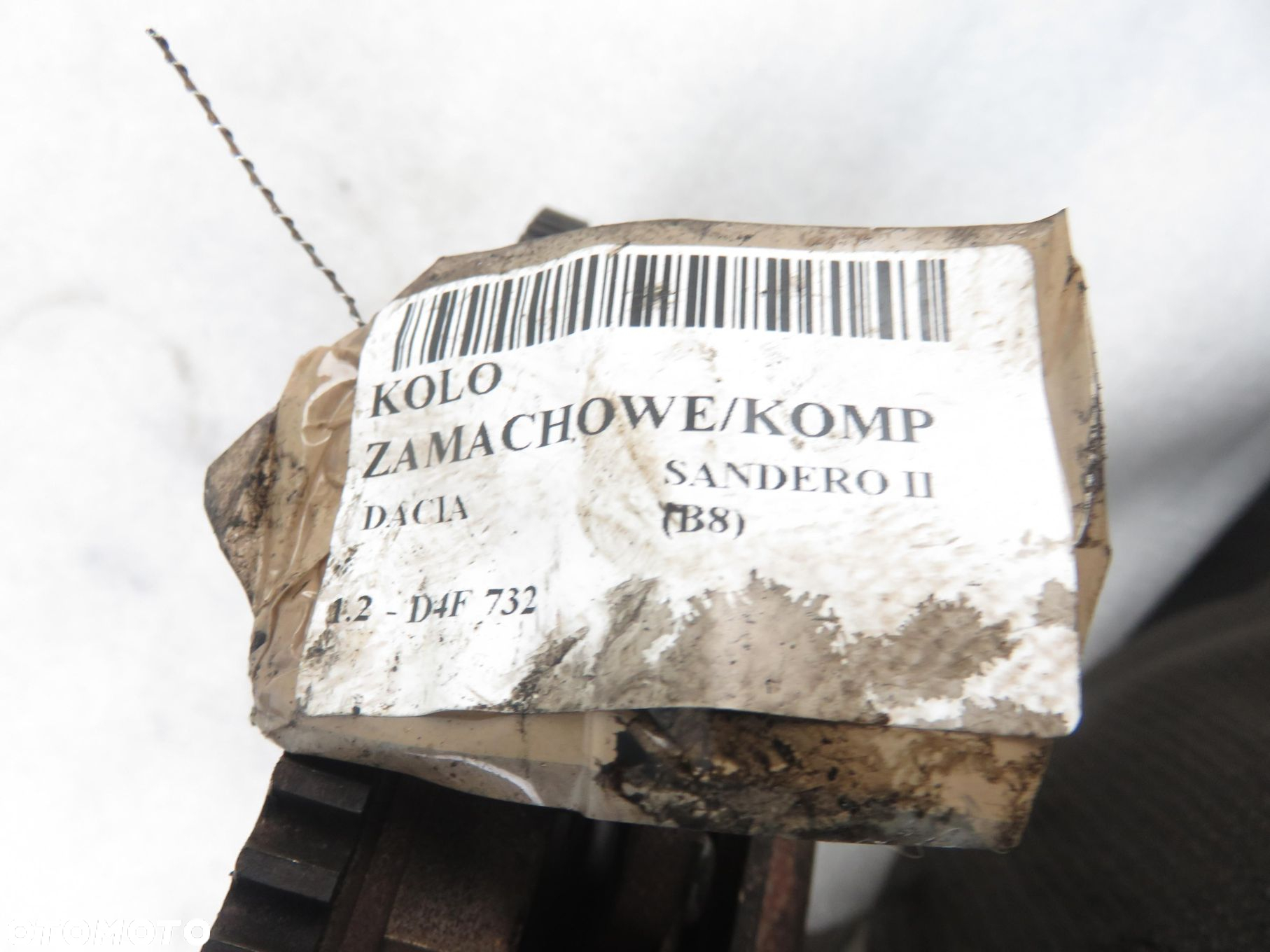KOŁO ZAMACHOWE DACIA SANDERO II (B8) 1.2 75 - D4F 732 82006606211 - 2