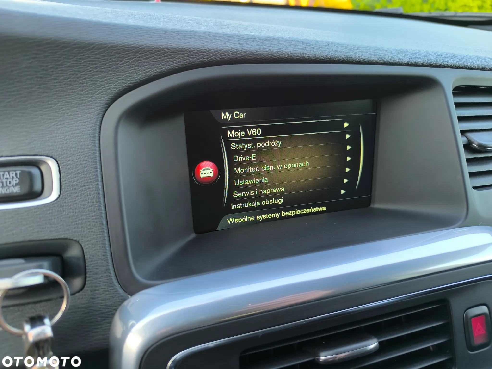 Volvo V60 Cross Country D3 Momentum - 29