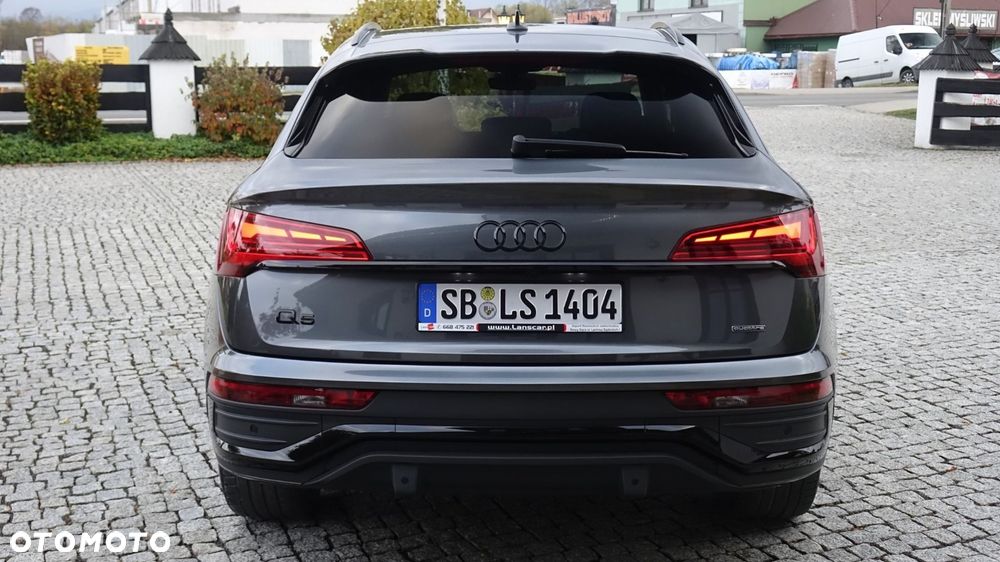 Audi Q5 Sportback - 14