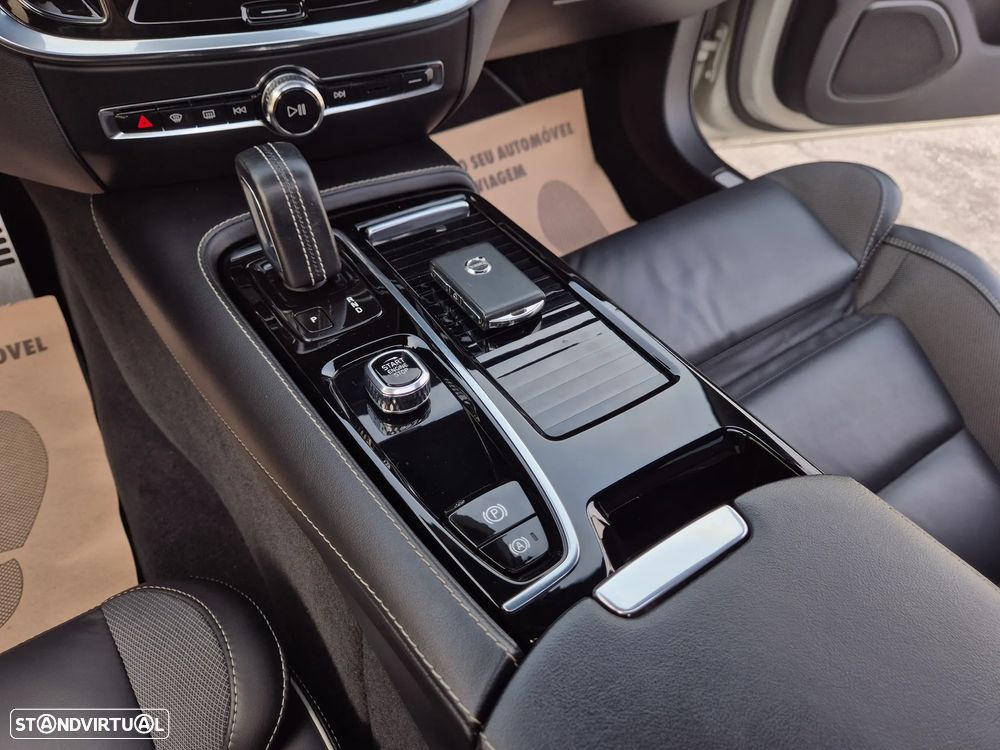 Volvo V60 2.0 T6 AWD TE R-Design - 43