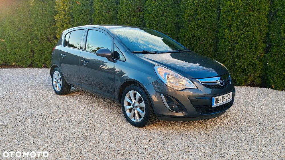 Opel Corsa 1.2 16V Cosmo - 18