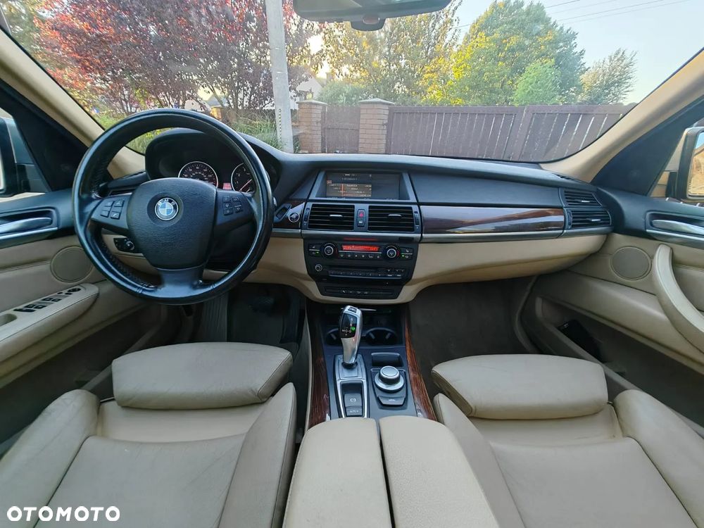 BMW X5 3.0si xDrive - 15