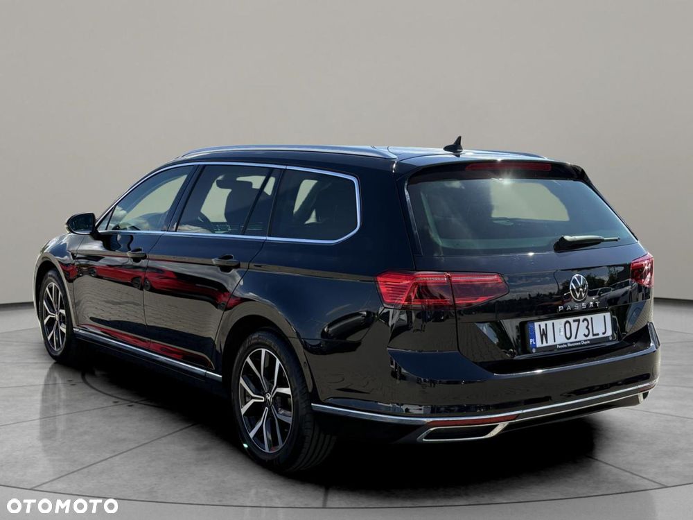 Volkswagen Passat Variant 2.0 TDI Elegance DSG - 6